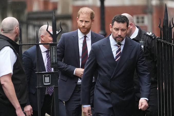 An emotional Prince Harry tells court how publisher made Meghan's life 'a  misery' | Fox 59