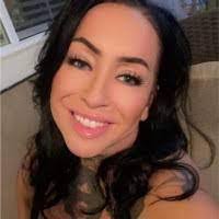 Mindy Ivey's Instagram, Twitter & Facebook