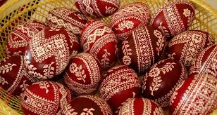 Великдень — світле і духовне свято, яке щороку об'єднує сотні людей по всьому світу. Velikden Pasha 2020 Tradiciyi Obryadi Zvichayi Kalendar Podij U Karpatah 2019