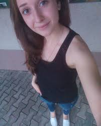 2016. The year I performed a lot of theatre, died my hair dark, and worked  out a lot. #2016