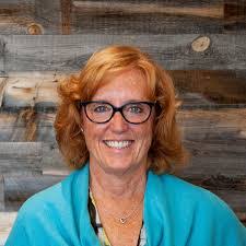 Phyllis Symonds's Instagram, Twitter & Facebook