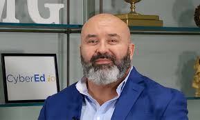 Donovan Blaylock (@BlaylockDonovan)