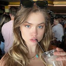 Morgan Volz's Instagram, Twitter & Facebook