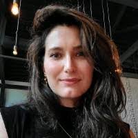 Julia Sapp's Instagram, Twitter & Facebook