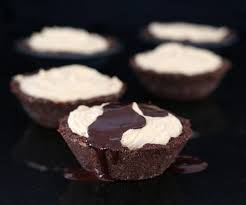 Add in a tablespoon of cocoa powder or some melted chocolate to the filling for even more chocolate! Individual Frozen Peanut Butter Pies Low Carb And Gluten Free All Day I Dream About Food