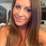 Kristy Decker's Instagram, Twitter & Facebook