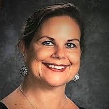 Lisa Miskell's Instagram, Twitter & Facebook