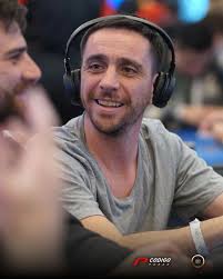 Así fue como estalló la burbuja de cobros en el Main Event del  #EnjoyPokerTour! 🫧 Gustavo Moscón 🇦🇷 fue eliminado en la posición 65º.  El resto de los jugadores ya se aseguraron