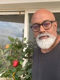 Anna Apple's Instagram, Twitter & Facebook