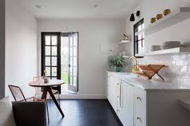 Spanish homes are a traditional blend of roman catholic europe and the exotic traditions of islamic africa, and these should be reflected in any design decisions that you make. Inviting Spanish Style Home Gets Refreshed In Southern California