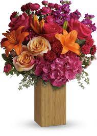 Teleflora S Fuchsia Fantasy Fresh Flower Bouquets Birthday Flowers Bouquet Flower Delivery