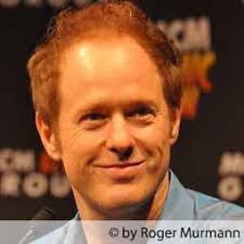 Synchronsprecher von Raphael Sbarge buchen