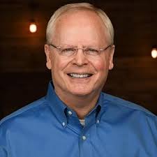 Understanding Spiritual Warfare: A Comprehensive Guide: Storms, Sam, Clinton  E. Arnold: 9780310120841: Amazon.com: Books