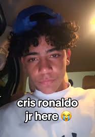 𝙘𝙧𝙞𝙨 𝙖𝙙𝙞