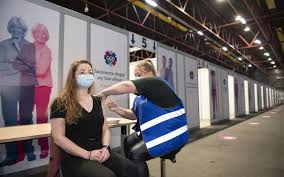 De ggd bewaakt, beschermt en bevordert de gezondheid van iedereen. Ggd Fryslan Wil Toe Naar Acht Vaccinatielocaties In Maart Locaties In Sneek En Drachten Erbij Leeuwarder Courant