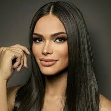 Melissa Gamez's Instagram, Twitter & Facebook