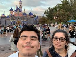 Hey guys ! To start off the new school year, we would like to introduce our  new cabinet for the fall of 2020 to the spring of 2021. We hope that u