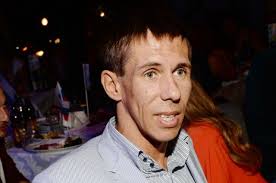 28 июня 1976), она родила ему дочь анну. Andrej Panin Predstavil Poklonnikam Klip Snyatyj V Anape S Uchastiem Docheri Kultura Sobytiya Kultura Aif Krasnodar