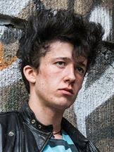 16 * filme günstig kaufen: Casting How To Sell Drugs Online Fast Staffel 3 Filmstarts De