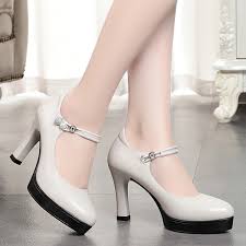 Women High Heels Comfortable Small Heel Temperament Waterproof Platform One  Buckle Shoes, Size: 39(Beige)