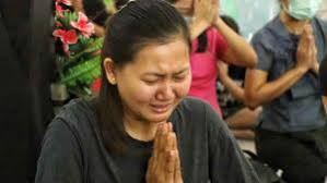 Rumah penduduk ambruk dan warga trauma hingga terpaksa mengevakuasi diri ke dataran lebih tinggi. Gempa Bumi Di Myanmar
