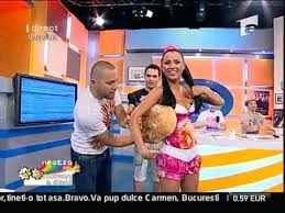 Răzvan și dani oferă lecții de dans pentru colegii de platou. Daniela Si Cosmin Mers De Mall Neatza Cu Razvan Si Dani Youtube