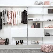 Begehbaren Kleiderschrank Selbst Bauen Ganz Einfach Mit Einem Simple Kleiderschrank Fur Dachschrage Begehbarer Kleiderschrank Begehbarer Kleiderschrank Bauen