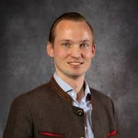 Richard Machnik's Instagram, Twitter & Facebook