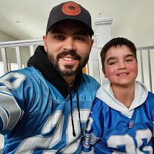 Andrew Ettinger (@andrew_ettinger) • Instagram photos and videos