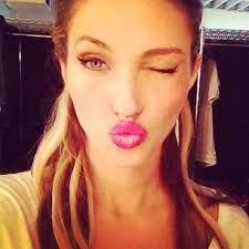 Lanell Robinson (@gaelarcila)