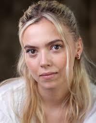 The Feud" Episode #1.6 (TV Episode 2025)