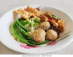 Find Mie Ayam Lada Hitam Chicken Noodle Stock Images In Hd And Millions Of Other Royalty Free Stock Photos Illustratio Chicken Noodle Chicken Homemade Recipes