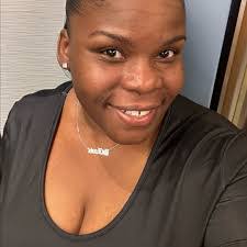 Robin Dearman's Instagram, Twitter & Facebook