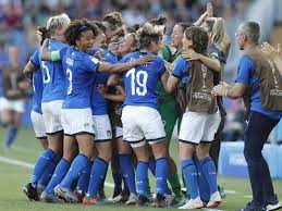 Tuta da track giacca ac milan 2020 2021 nero e rosso. Mondiali Femminili Italia Cina 2 0 Giacinti Galli Le Azzurre Volano Ai Quarti Corriere It