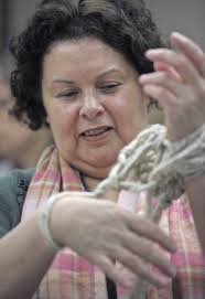 New Fairfield Library weaves new hobby with arm-knitting class