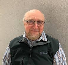 Leonard Wipf's Instagram, Twitter & Facebook