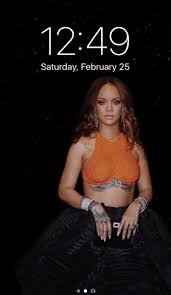 We all know that rihanna is the queen of the clap back, so let's just sit back and admire her best work. Rihanna Lockscreens Fentylockscreen Twitter