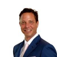 Aaron Auman's Instagram, Twitter & Facebook