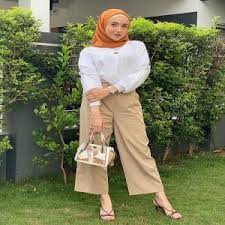 Kalau hannah delisha pakai tudung nampak cute lh. Manisnya Hannah Delisha Bertudung Kool Fm