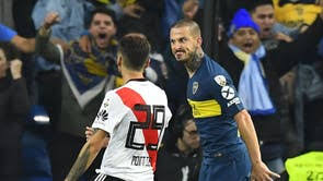 River plate fans clashed with police before the original game on saturday, when the boca juniors bus was attacked. Copa Libertadores Final River Plate Beat Boca Juniors As Juan Quintero Writes Name In Superclasico History The Independent The Independent