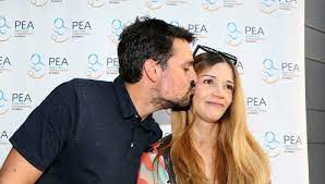 Η σχέση τους έγινε περισσότερο. Iwanna Pappa Phre E3ithrio Apo To Maieythrio Star Gr
