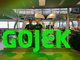 Gojek has 22,263 employees across 71 locations and $3.6 b in total funding,. Gojek On Tackling The Singapore Market Asean Business The Business Times