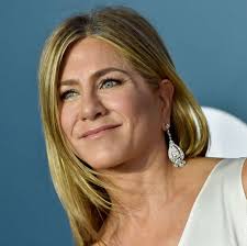 Aniston gained worldwide recognition in the 1990s for portraying rachel green on the television s. Jennifer Aniston S Workout How Jen Keeps Her Body Fit At 51