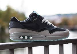 Nike Air Max 1 Leather Dark Ash Dark Grey Light Blue Sneakernews Com Nike Air Max Nike Nike Free Shoes