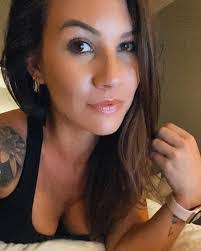 Megan Ray's Instagram, Twitter & Facebook