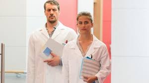 Victoire Et Bastien Le Coup De Foudre Telefilm Coup De Foudre Demain