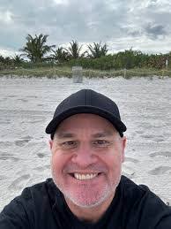 Drew Hickerson's Instagram, Twitter & Facebook