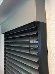 Roma Comfort Design Lamelle Cdl Comfort Design Lamelle Optik Blickdichtheit Windstabilitat Tageslichtkomfort Cdl70 Aussenjalousien Raffstore Hausverkleidung