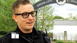 Small towns offer unconventional approach to crippling addiction