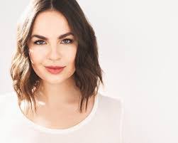 Gwen Perkins's Instagram, Twitter & Facebook